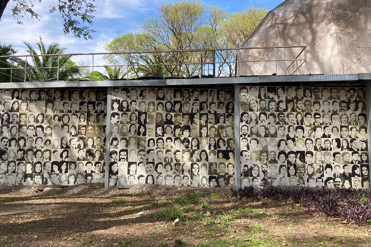Территория музея ESMA. Фото: Илья Азар
