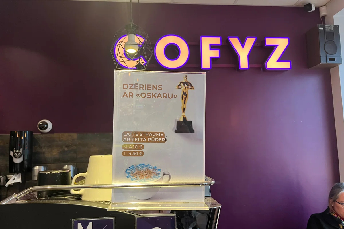 «Напиток с “Оскаром”» в Cofyz. Фото: «Новая-Европа»
