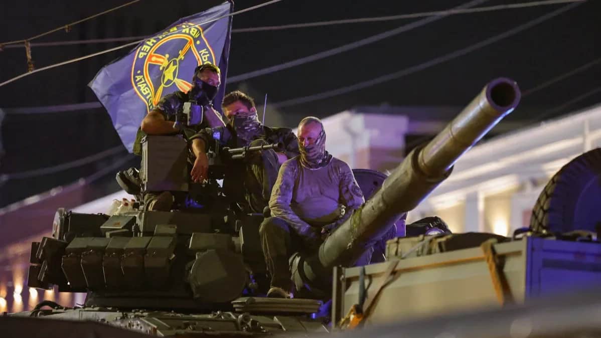 Wagner mercenaries leaving Rostov-on-Don on 24 June 2023. Photo: Alexander Yermochenko / Reuters / Scanpix / LETA