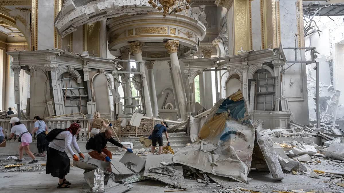 Преображенский собор в Одессе после обстрела. Фото: Scott Peterson/Getty Images