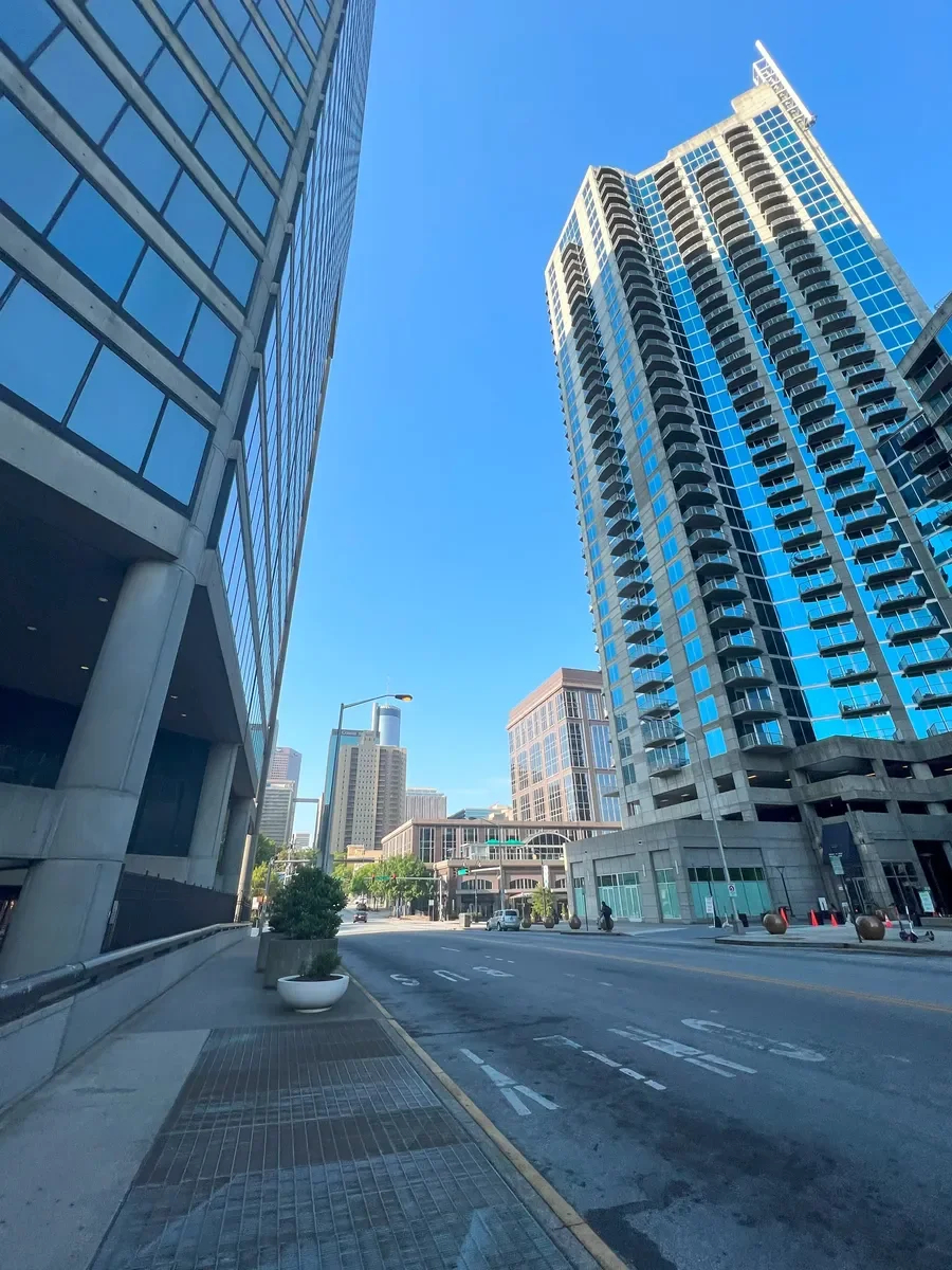Near the Atlanta Immigration Court building (on the left). Photo courtesy of the author