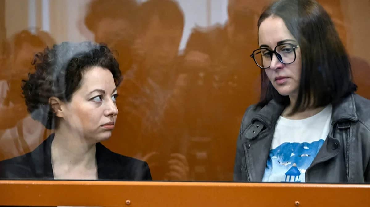 Yevgenia Berkovich and Svetlana Petriychuk in court in Moscow on 20 May 2024. Photo: Alexander Nemenov / AFP / Scanpix / Leta