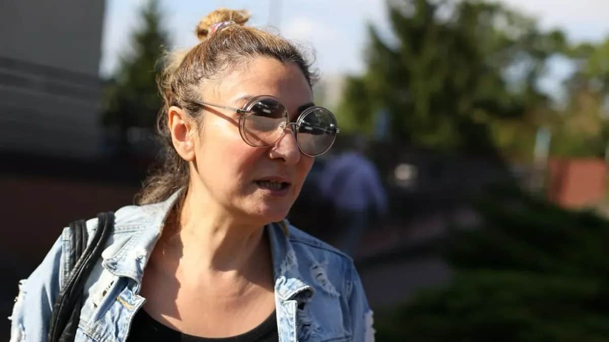 Задержанная в Польше участница Pussy Riot Айсолтан Ниязова вышла на свободу