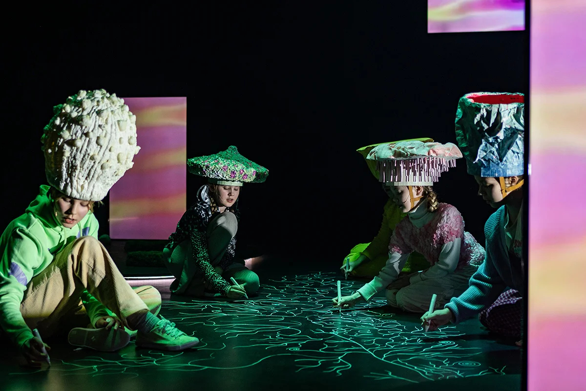 «Короткий эпизод всеобщей истории грибной цивилизации». Фото: Дарина Родионова