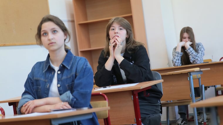 «Учителя меня всячески уговаривали покинуть школу»