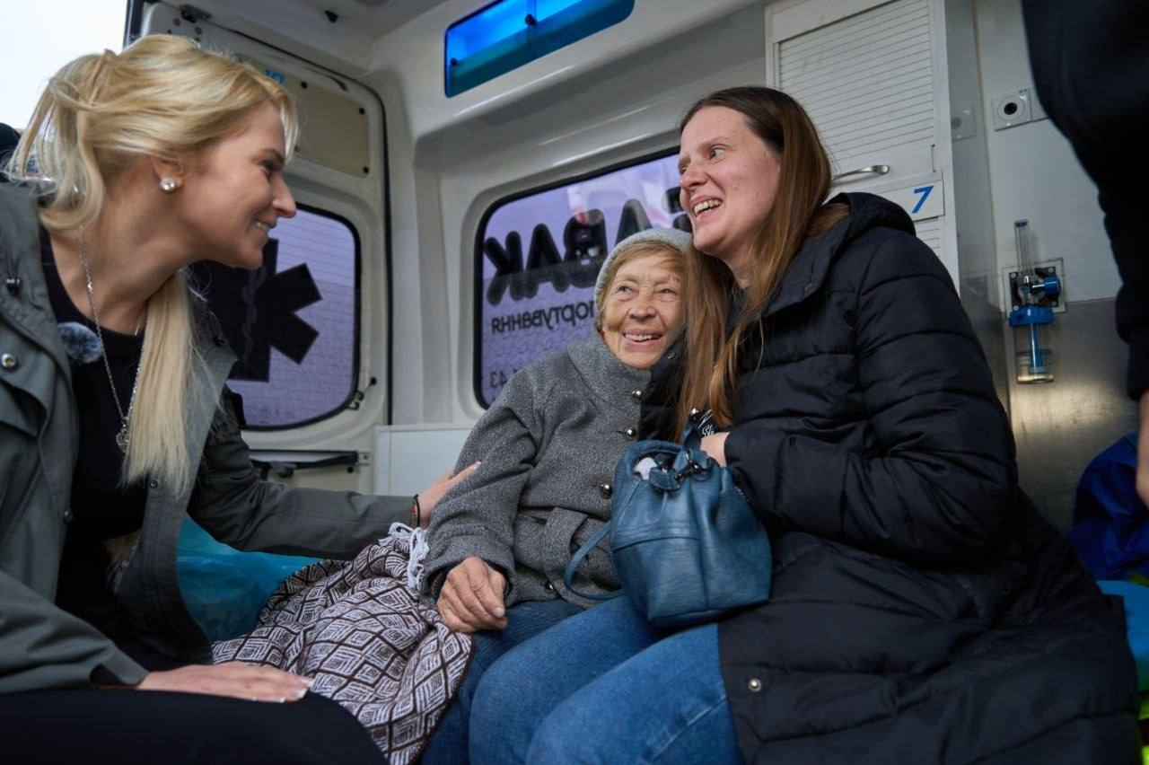 Вернувшиеся в Россию гражданские. Фото: Яна Лантратова / Telegram