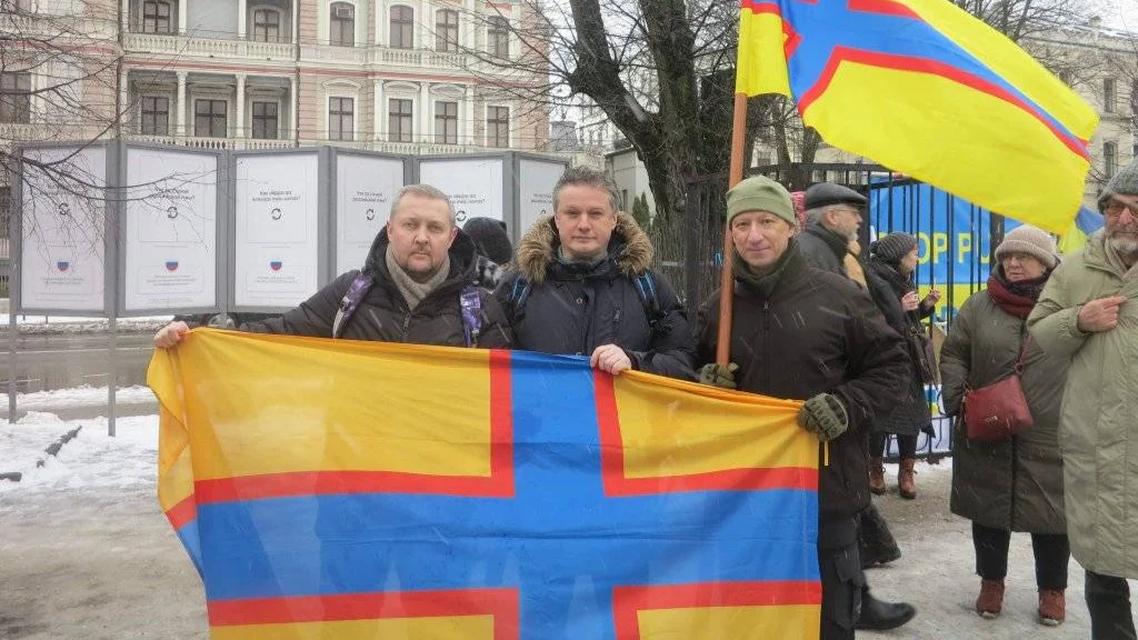 Пауль и Натан едут на фронт