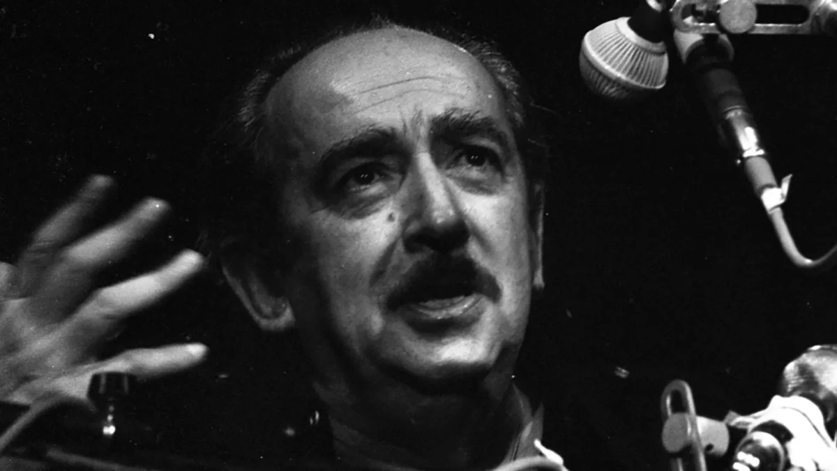 Александр Галич. Фото: <a data-sk="tooltip_parent" data-stringify-link="http://1tv.ru" href="http://1tv.ru/" rel="noopener noreferrer" target="_blank">1tv.ru</a>