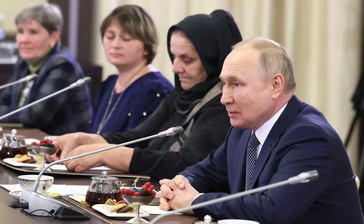 Владимир Путин во время встречи с матерями военнослужащих, 25 ноября 2022 года. Фото: kremlin.ru