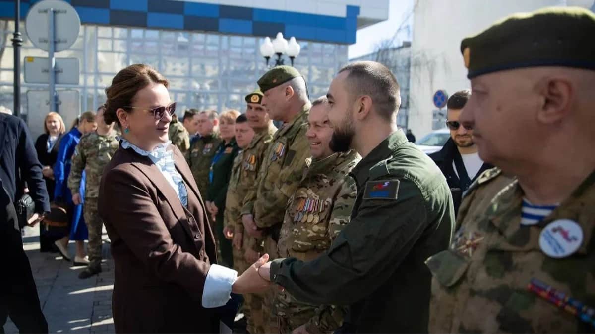 Председательница фонда Анна Цивилева на встрече с участниками российского вторжения в Украину, Башкортостан, 25 марта 2026 года. Фото: <a href="https://vk.com/wall-219915644_71985" target="_blank">«Защитники Отечества»</a>