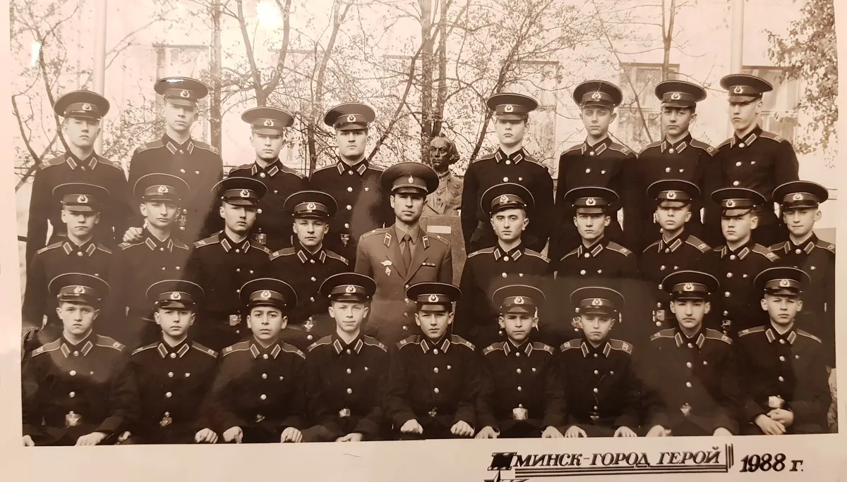 Макарчук нижний справа. Фото из архива Олега Рожкова
