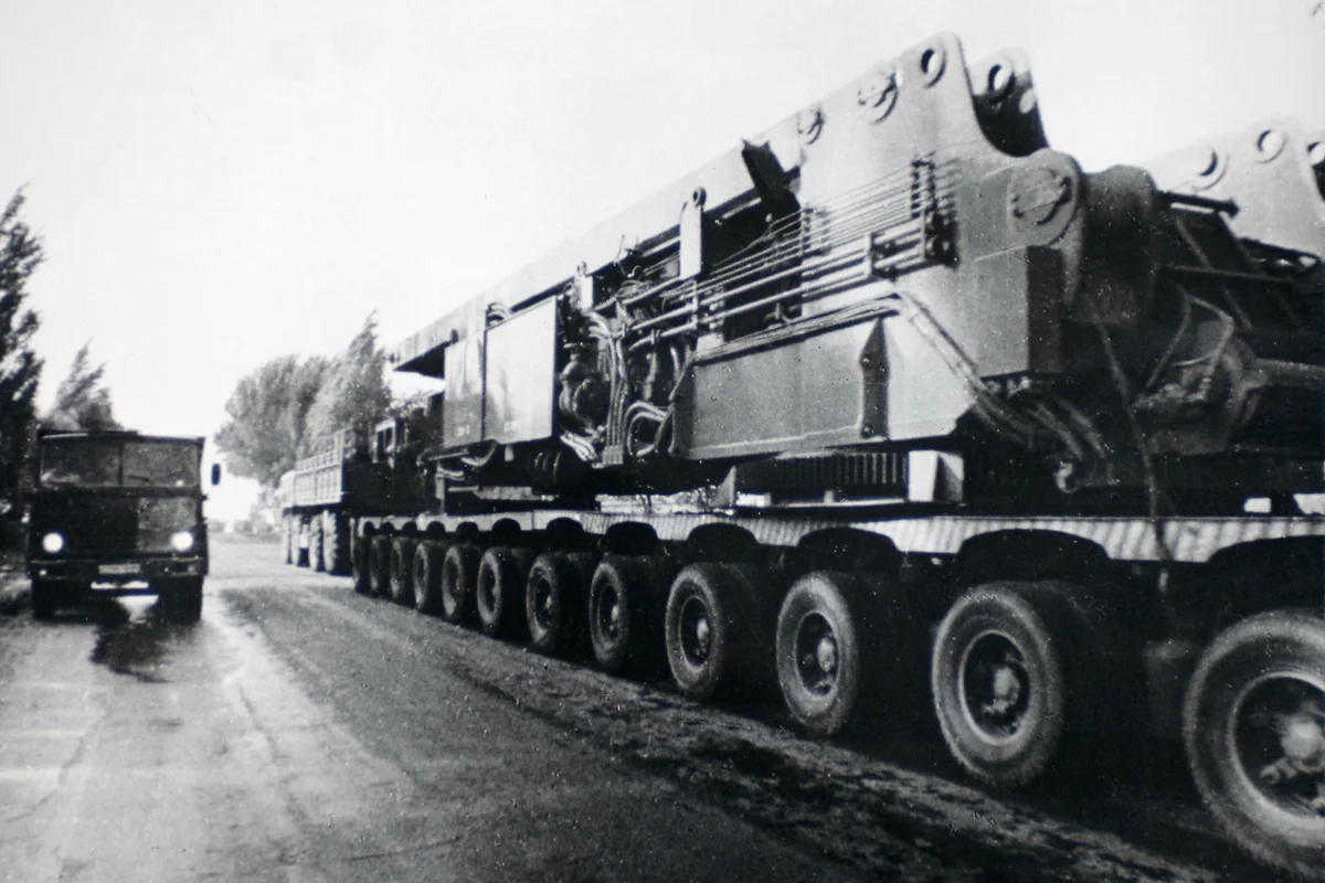 Военная техника, привлеченная для устранения последствий аварии на Чернобыльской АЭС. Фото: <a data-sk="tooltip_parent" data-stringify-link="https://www.flickr.com/photos/iaea_imagebank/5612547277/" href="https://www.flickr.com/photos/iaea_imagebank/5612547277/" rel="noopener noreferrer" target="_blank">IAEA Imagebank</a> / USFCRFC