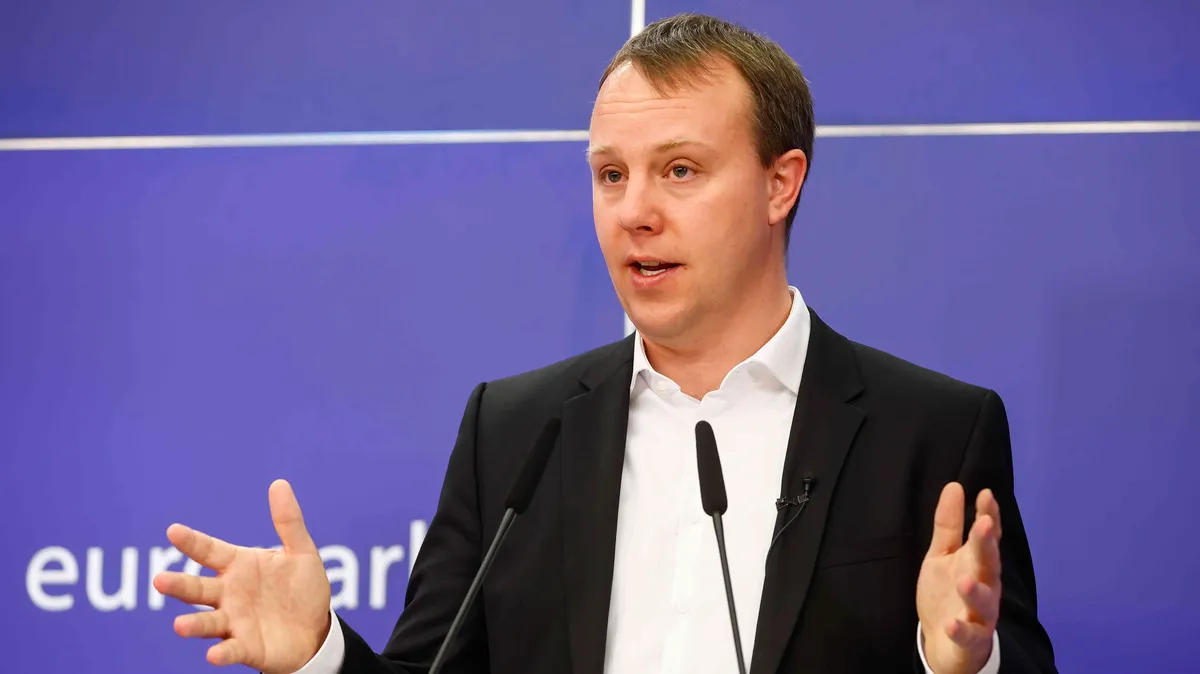 «Мы не сможем противостоять Путину, имея в рядах ЕС страны, которые идут по его стопам»