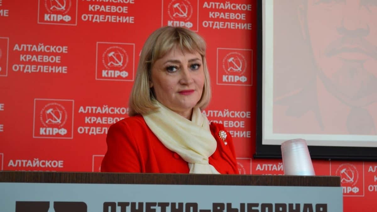 Алтайскую коммунистку сняли с выборов по иску спойлера