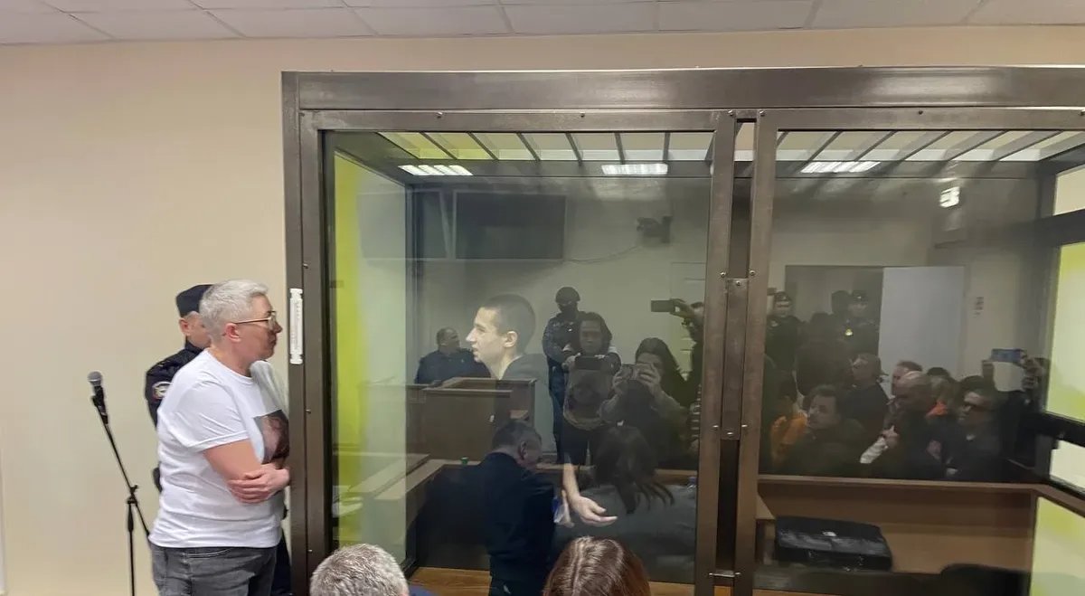 Yegor Balazeykin in court. Photo: Novaya Gazeta Europe