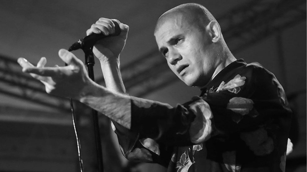 Умер солист группы Shortparis Николай Комягин