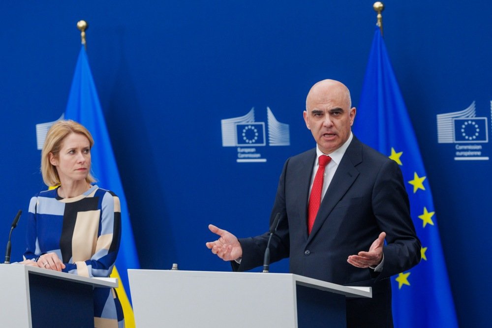 EU foreign policy chief Kaja Kallas (L) and Secretary General of the Council of Europe Alain Berset address a press conference in Brussels on Tuesday. Photo: EPA-EFE/OLIVIER MATTHYS