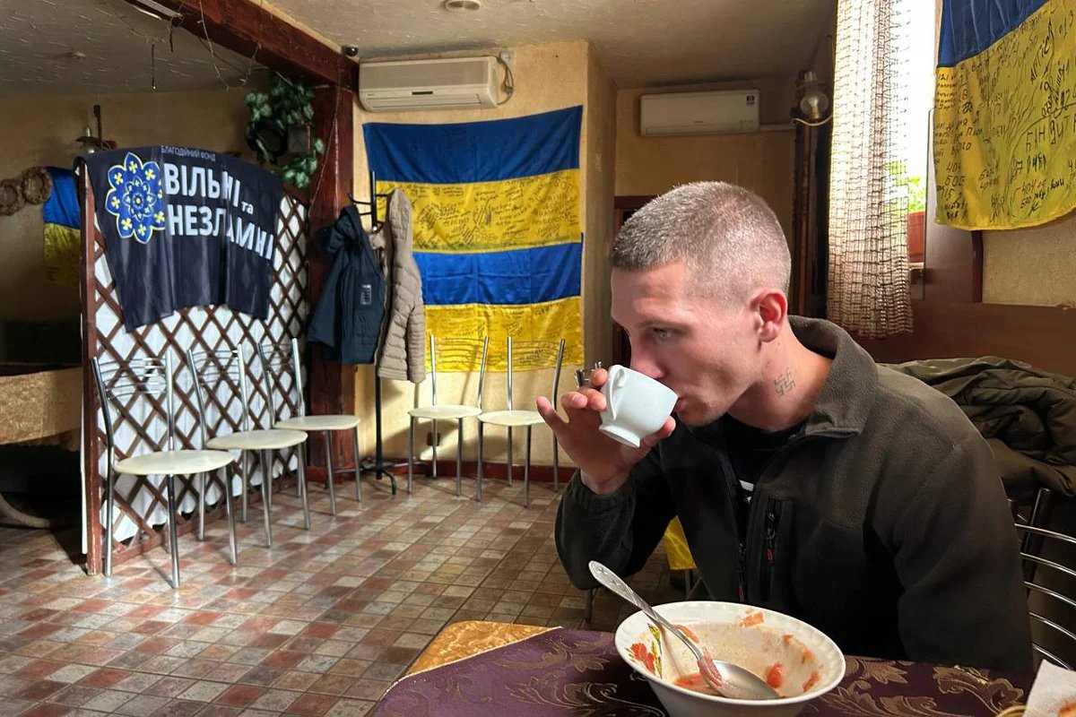 Stanislav Panchenko, following his release. Photo: Dmytro Durnev / Novaya Gazeta Europe