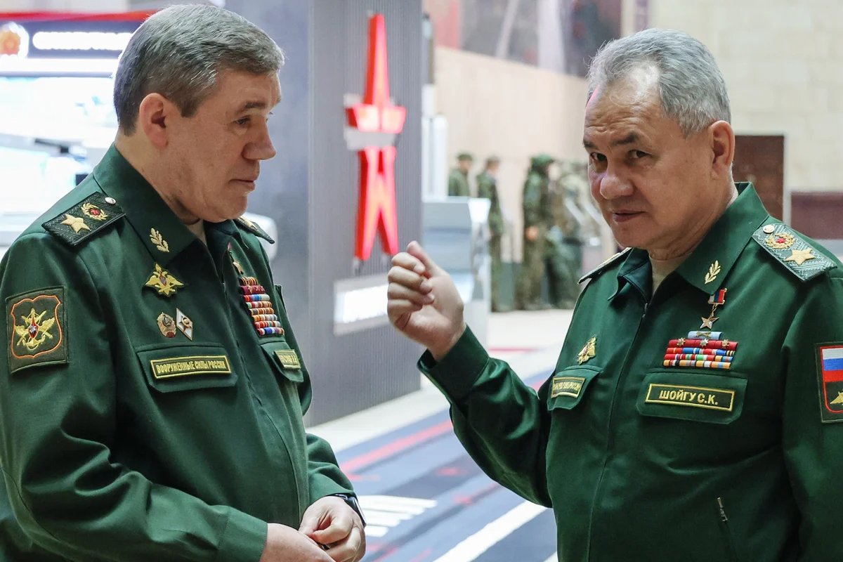 Sergey Shoigu and Valery Gerasimov. Photo: Mikhail Klementyev / Sputnik / Kremlin / EPA-EFE