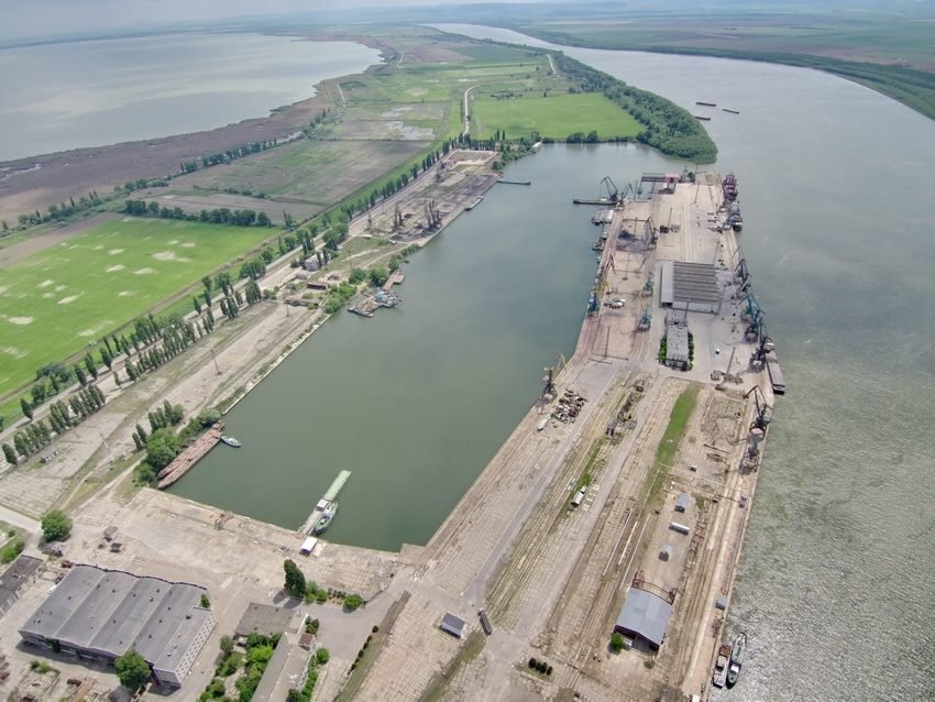 Рени, украинский порт, расположенный на левом берегу реки Дунай. Фото:  Twitter