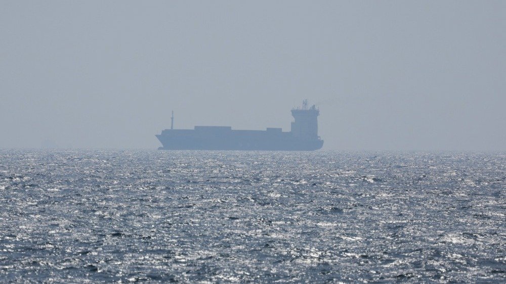 Иран объявил об открытии Ормузского пролива для всех коммерческих судов